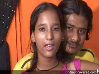 Magnificent aikuinen elokuva haastattelu varten miellyttävä intialainen koulutyttö ja hänen youngster