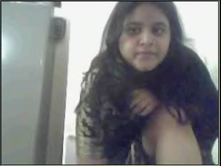 Gujarati tante telanjang dan seks dengan memasukkan jari