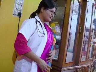 Indian Mallu Dirty sweetheart healer Treatment Ko Bahane Patient Ko Ghapaghap Choda Full show