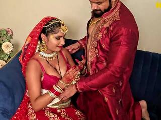 Ekstreme e egër dhe e pisët dashuria duke e bërë me një newly i martuar desi çift honeymoon pamje tani indiane i rritur film